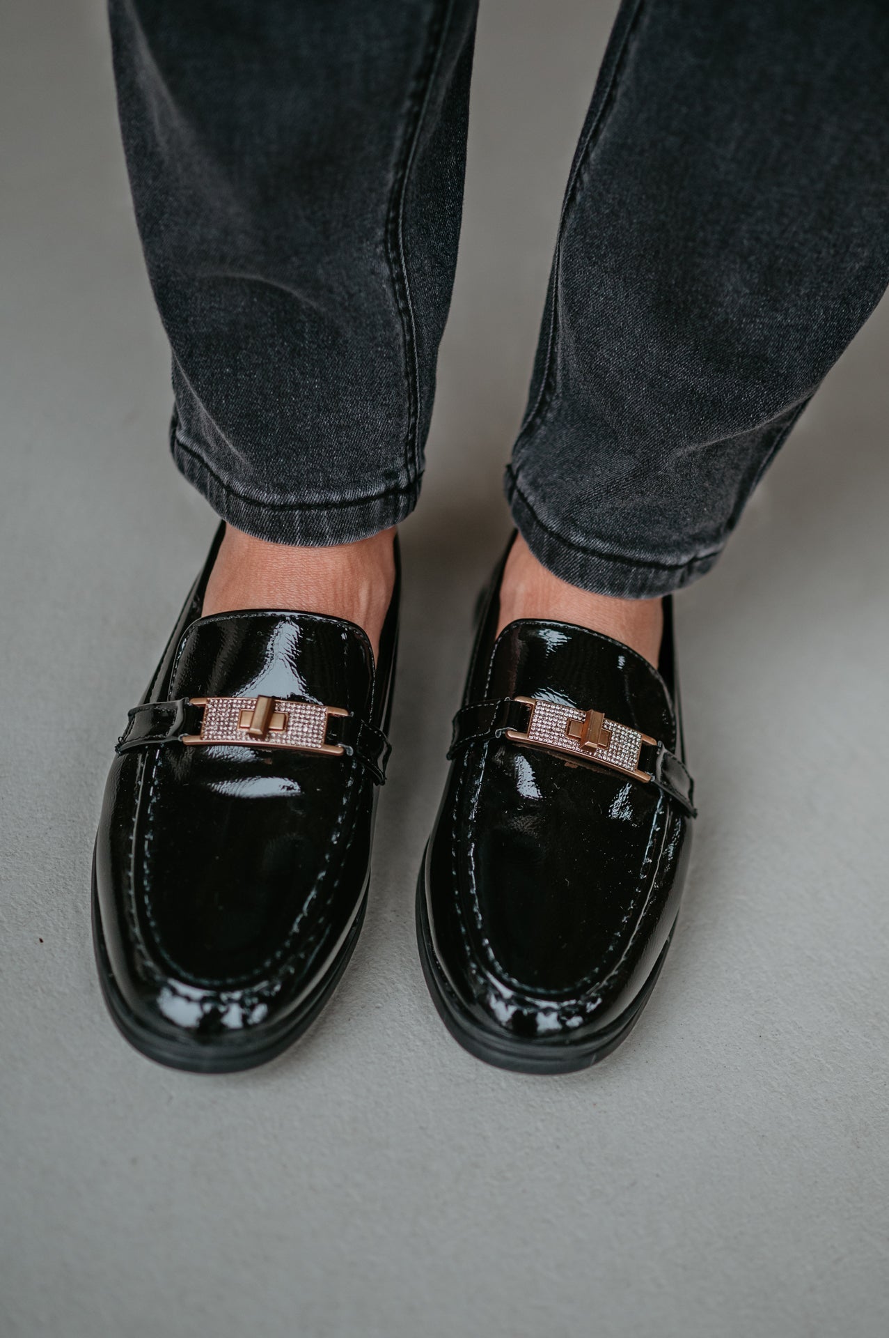 Angolo loafers I Black - Wild Souls by JV® - Loafers