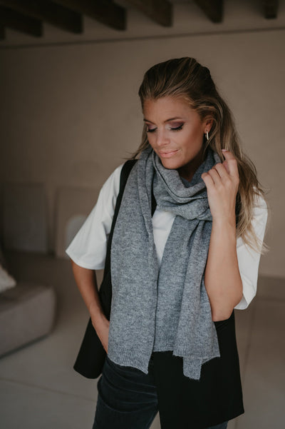 Esiste scarf I Dark Grey - Wild Souls by JV® - Scarfs