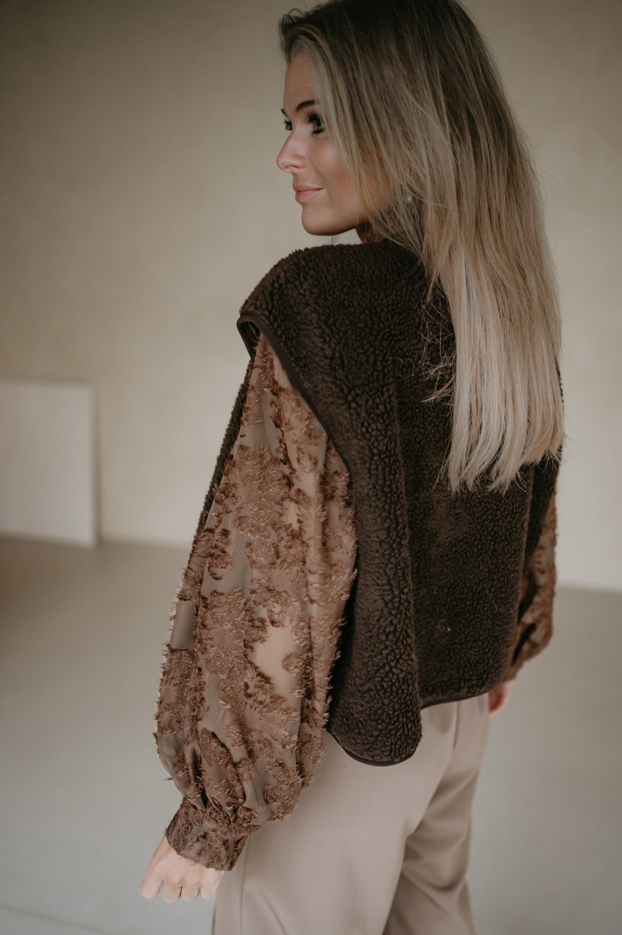 Ledra gilet I Chocolate Brown - Wild Souls by JV® - Gilets