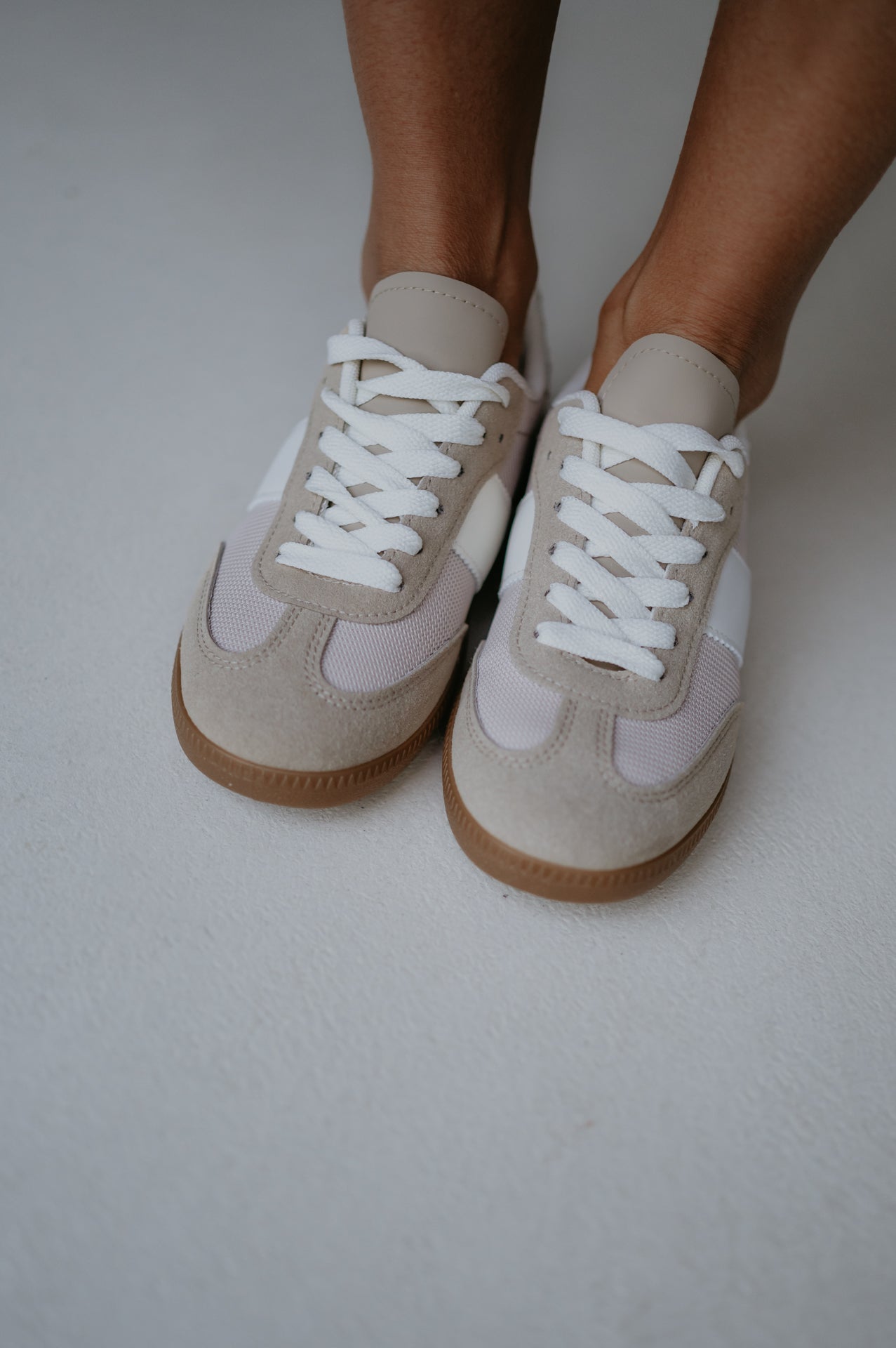 Luogo sneakers I Taupe - Wild Souls by JV® - Sneakers