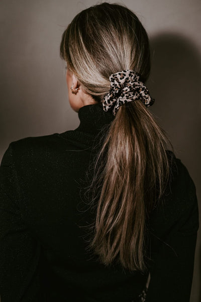 Nappa scrunchie I Beige leopard - Wild Souls by JV® - Scrunchies