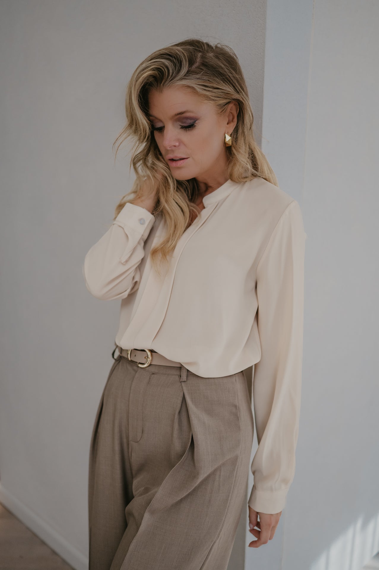 Niente blouse I Beige - Wild Souls by JV® - Blouses