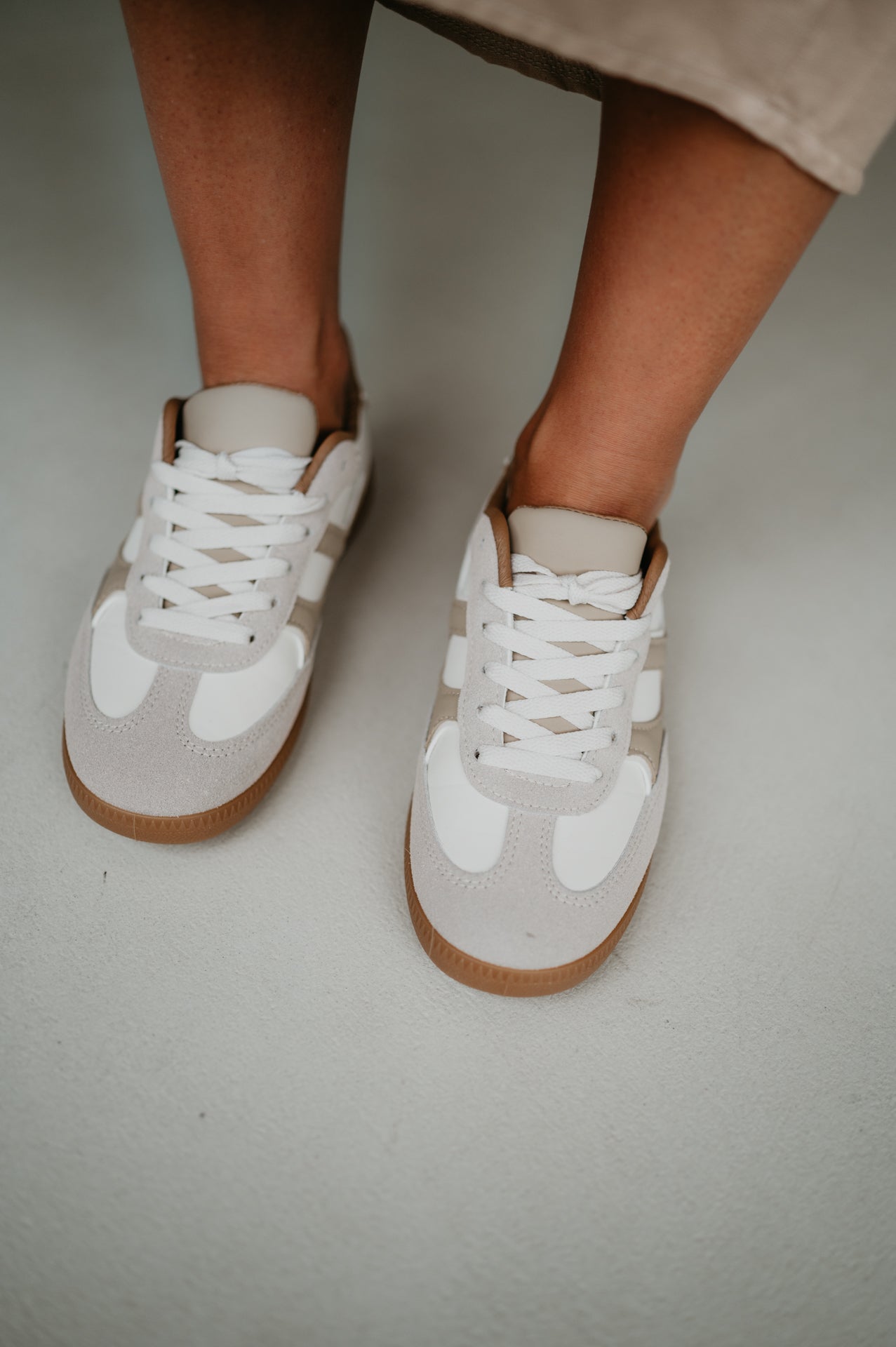 Obbligo sneakers I Beige - Wild Souls by JV® - Sneakers