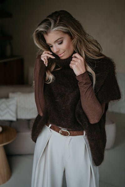 Pochi knit I Chocolate Brown - Wild Souls by JV® - Knits