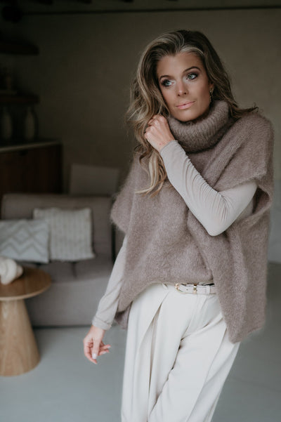 Pochi knit I Taupe - Wild Souls by JV® - Knits