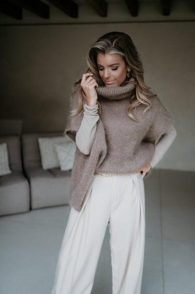 Pochi knit I Taupe - Wild Souls by JV® - Knits