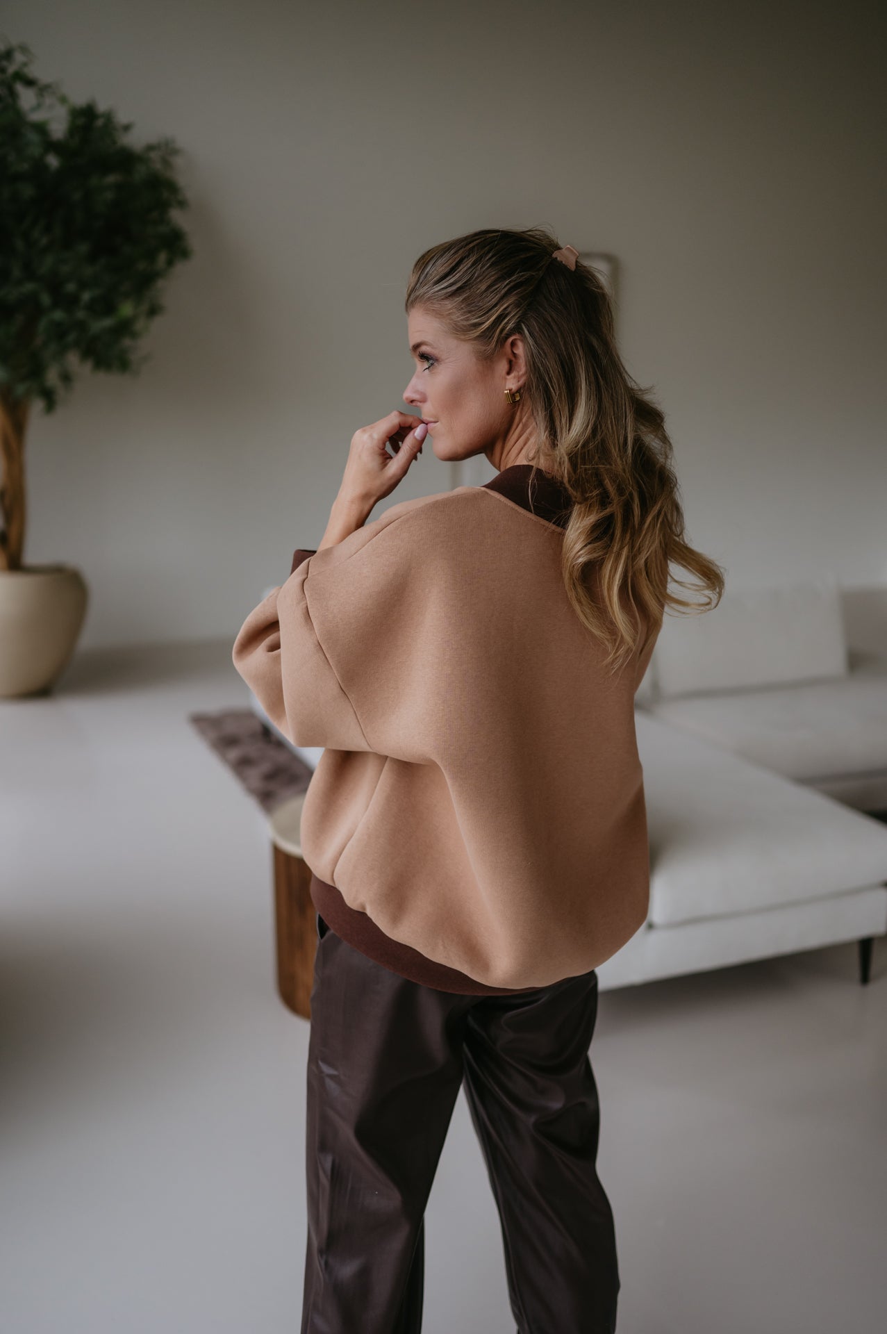 Pulmino sweater I Camel - Wild Souls by JV® - Sweaters