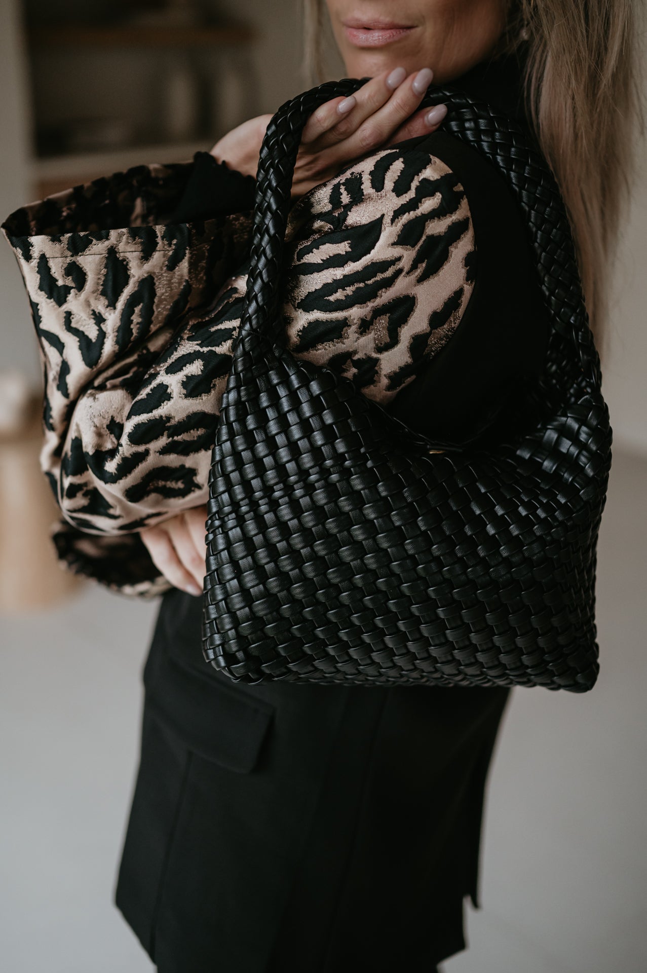 Sedia handbag I Black - Wild Souls by JV® - Handbags