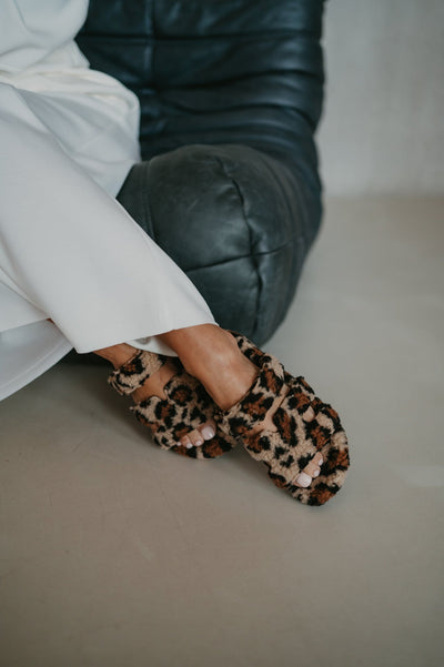 Testo slippers I Leopard - Wild Souls by JV® - Slippers